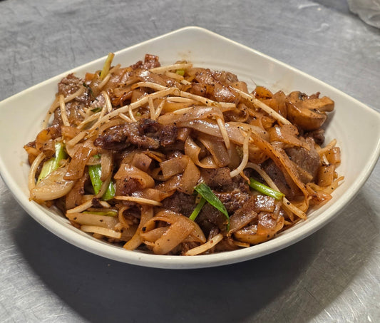 黑椒乾炒牛肉河 Black Pepper Beef Chow Fun