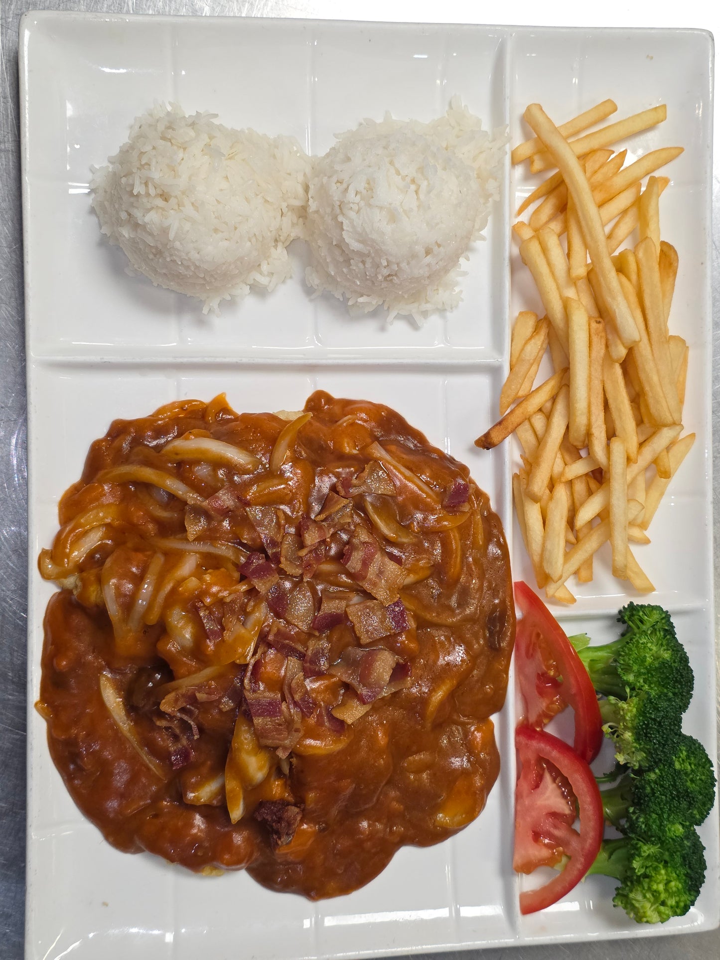 西班牙魚柳 Spanish Style Fish Filet w/ Tomato Sauce