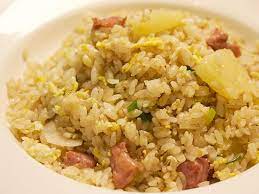 夏威夷炒飯 Pineapple, Ham & Chicken Fried Rice