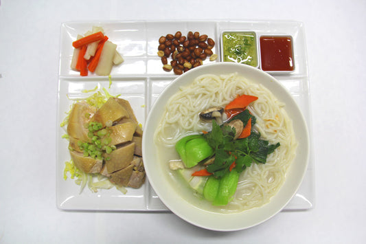 海南雞配 Hainan Chicken w/