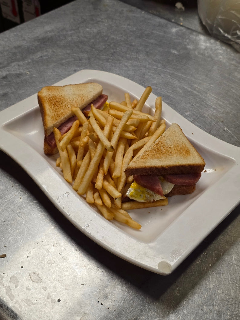 火腿蛋三文治 Ham & Egg Sandwich