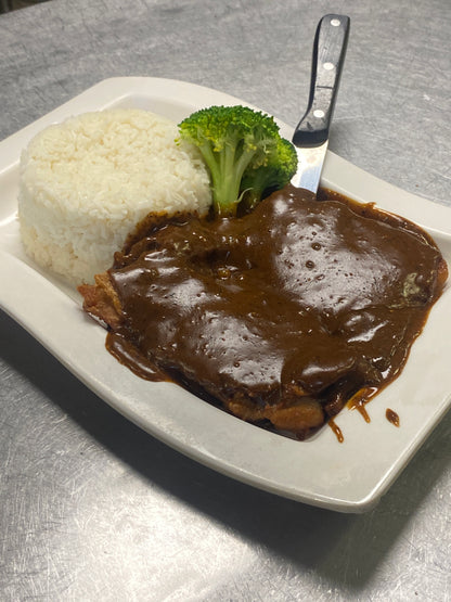 港式鴛鴦扒(豬扒，雞扒) Hong Kong Style Pork Chop & Chicken Steak