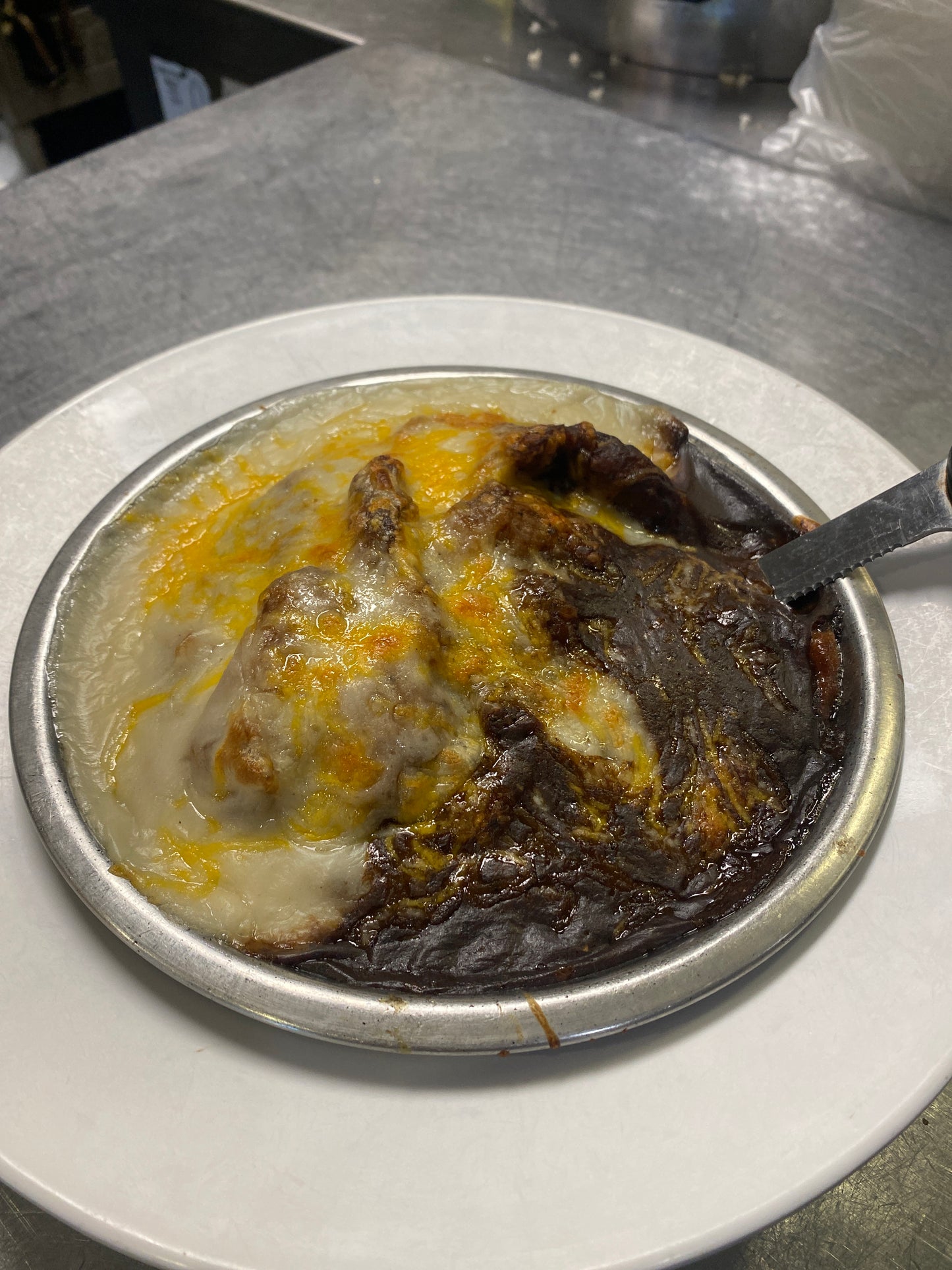 焗黑白森林豬扒 Baked Pork Chop w/ Black Pepper & Cream Sauce