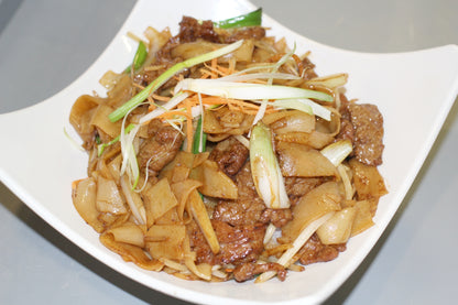 乾炒牛肉 Beef Chow Fun