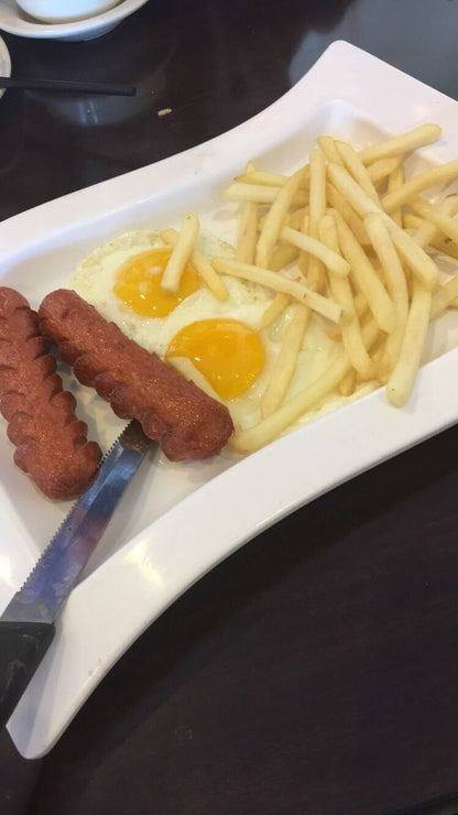 腸仔煎雙蛋 Sausage & Two Eggs